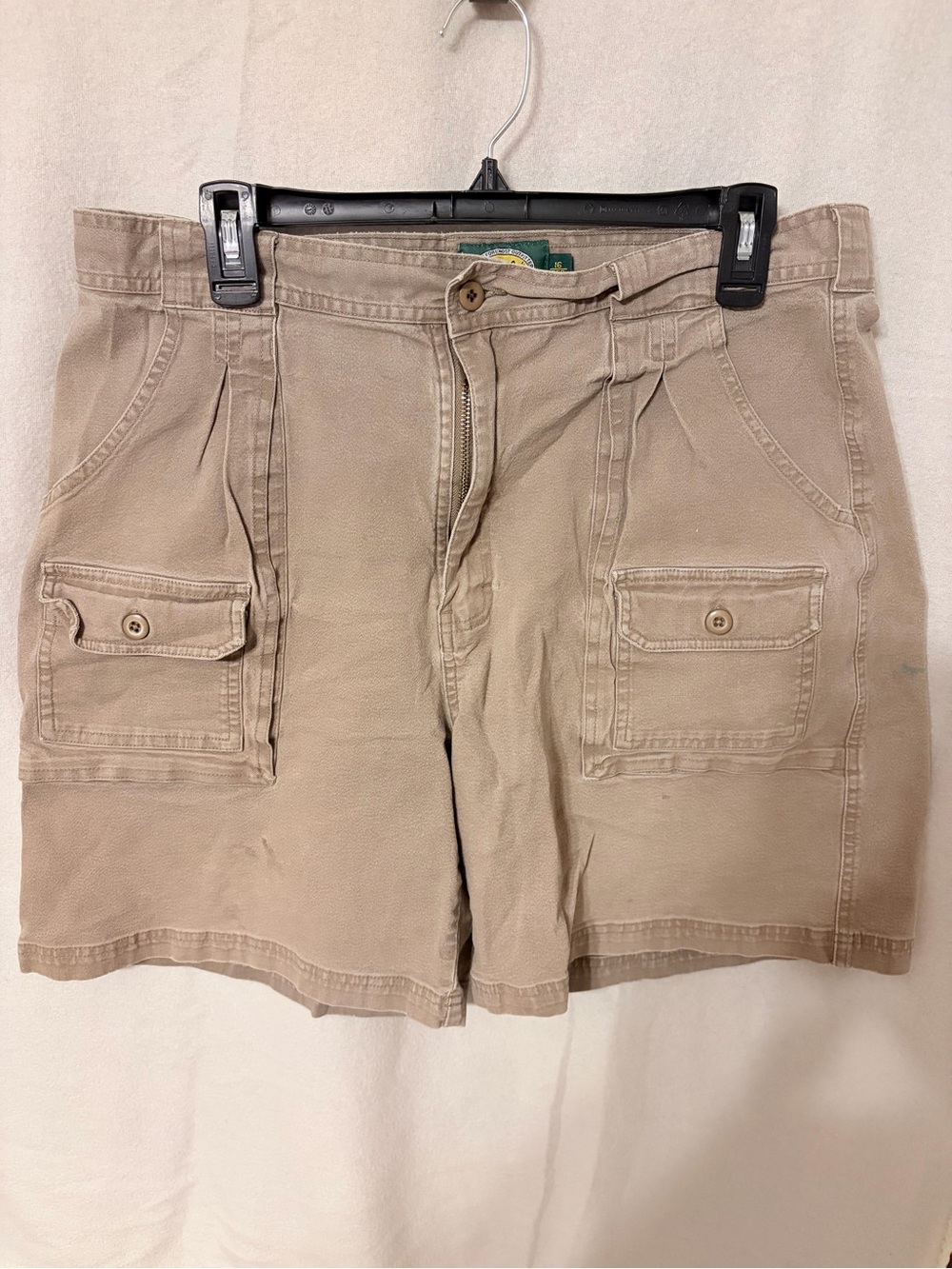 Cabela's Women's Tan Cargo Shorts with Front Flap Pockets